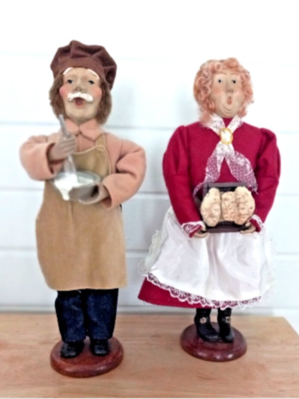 Vintage Baker & Baker's Wife Holiday Caroler Figures Matching Pair 13"